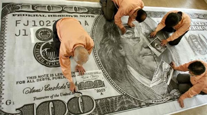 Valyuta hərracı başa çatdı - MƏZƏNNƏ