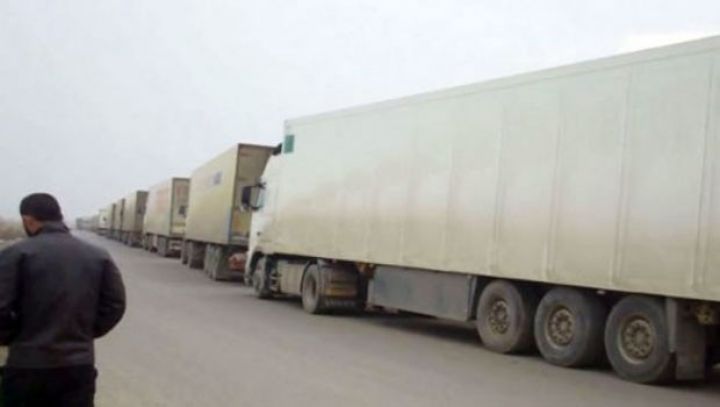 Gömrük postunda problem yarandı - SƏBƏB