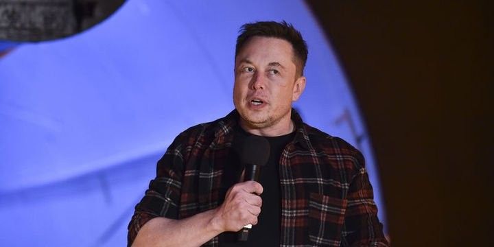 "Tesla"nın səhmləri "SEC-in unutqanlığı ilə" kəskin ucuzlaşıb