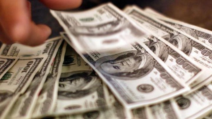 Valyuta hərracı başa çatdı - MƏZƏNNƏ