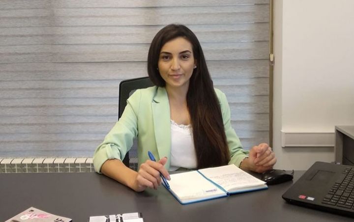 TV aparıcısı mağazalar şəbəkəsinə rəhbər gətirilib