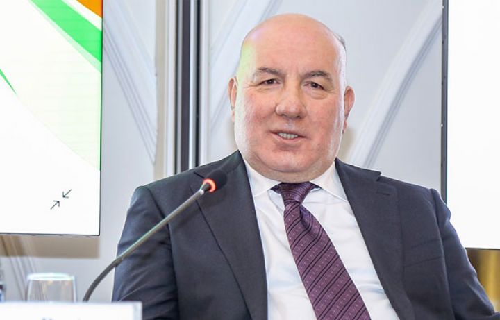 Milli Məclis Elman Rüstəmov ilə bağlı məsələni qəbul etdi