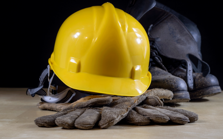 Bakıda bina tikintisində ölüm