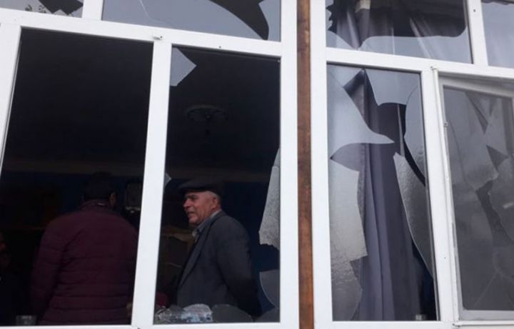 Raket yaşayış məntəqəsinə düşüb, ölən və yaralananlar var