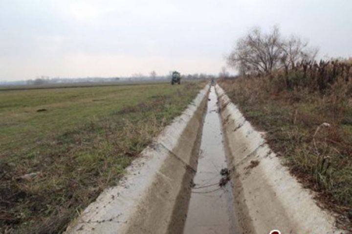 "Zəif suvarma infrastrukturu kənd təsərrüfatına mane olur"