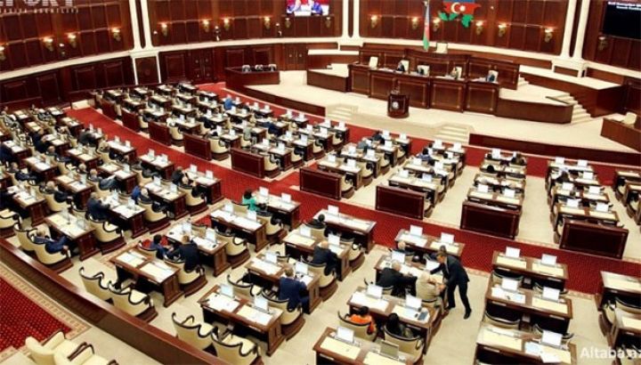 İqtisadi siyasət, sənaye və sahibkarlıq komitəsinin sədri vəzifəsinə namizəd müəyyənləşib	