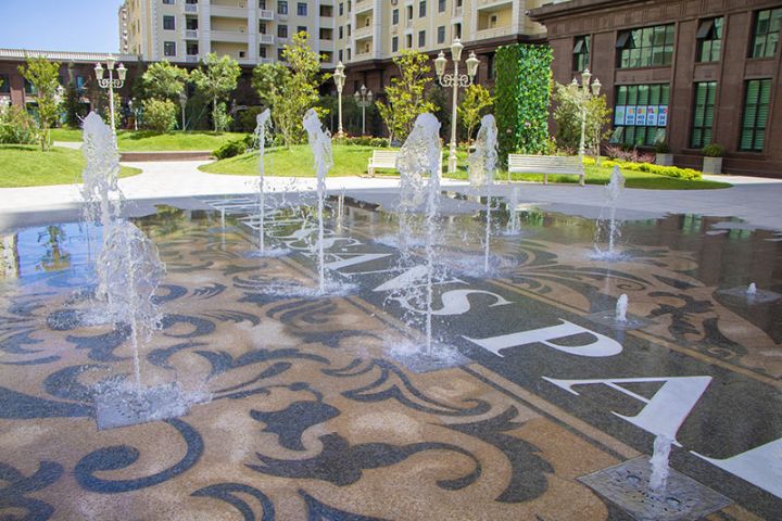 Bakının ən gözəl və ən iri  park – həyətini yaradan Renessans Palace Yaşayış Kompleksi