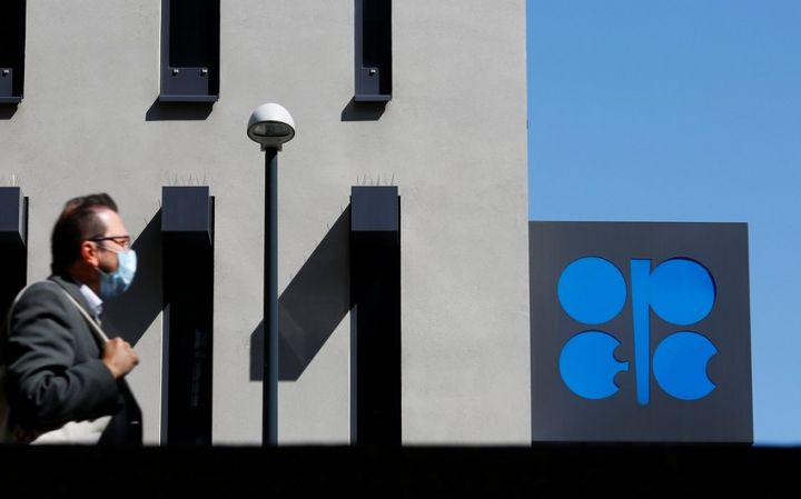 “OPEC+” gündəlik neft hasilatını 400 min bareldən çox artıra bilər