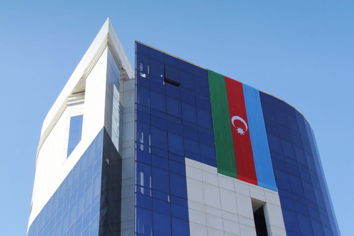 Unibankda qərarlar daha operativ veriləcək - YENİ MODELƏ KEÇDİ