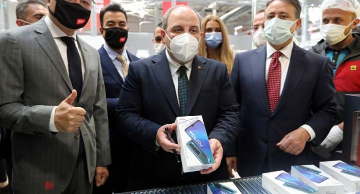 TCL, Türkiyədə ağıllı telefon istehsalına başladı