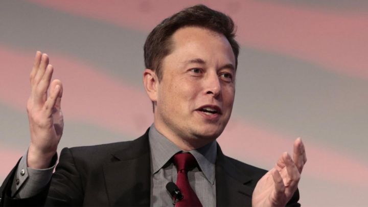 Elon Musk Tesla səhmlərinin bir hissəsini satdı
