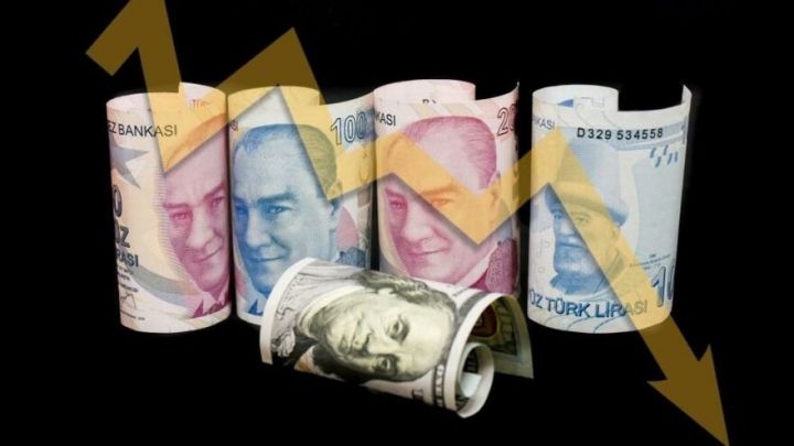 Dollar 1 TL-dən 2 TL-yə 12 ilə, 4 TL-dən 10 TL-yə 3 ilə çatıb