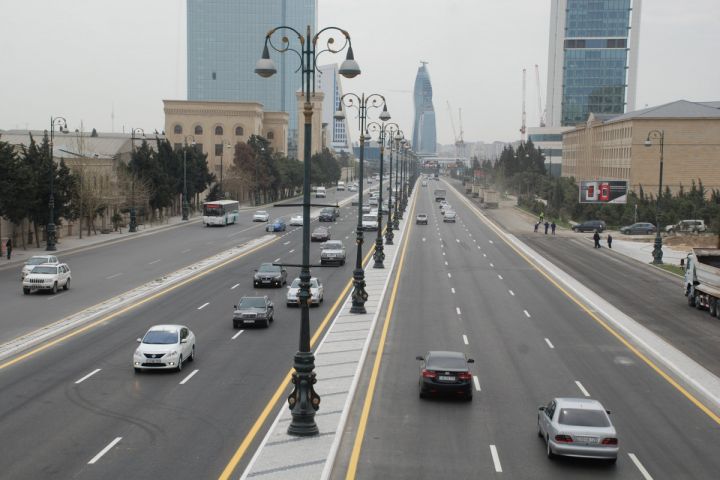 Bakının baş prospektində avtomobillərin hərəkəti bu gündən məhdudlaşdırılacaq