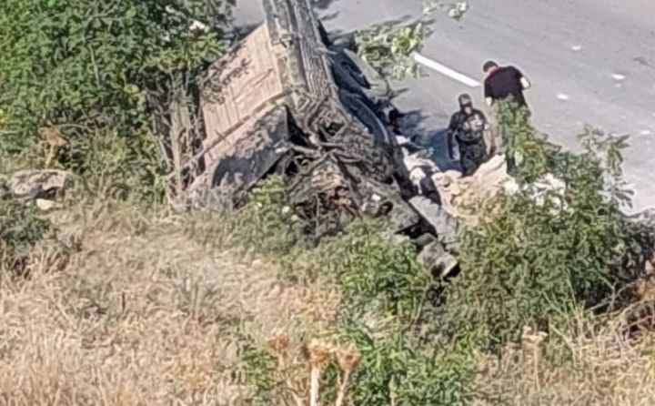 Hərbçiləri daşıyan maşın qəzaya uğrayıb - 15 YARALI