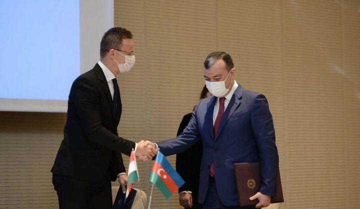 Azərbaycanla Macarıstan arasında sənədlər imzalanıb