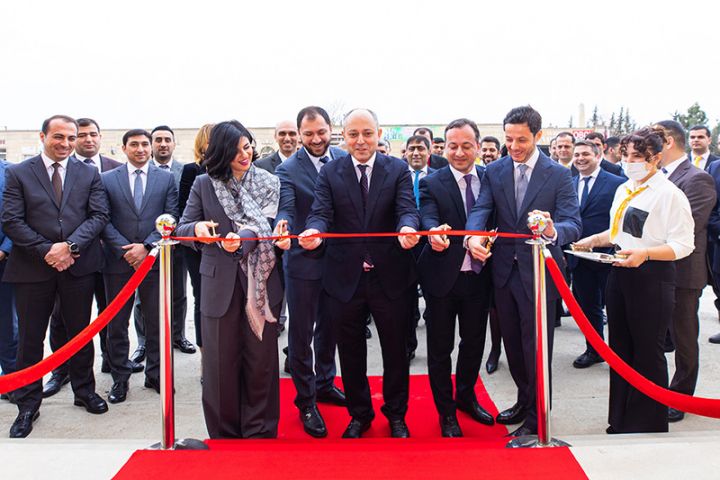 Bank Salyanda yeni konseptdə filialını istifadəyə verdi