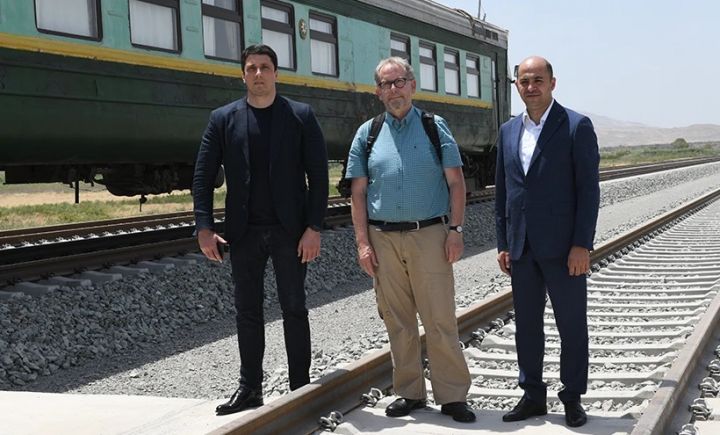 Dəmir yolu üzrə beynəlxalq təşkilatın rəhbəri Horadiz – Ağbənd layihəsi ilə tanış olub