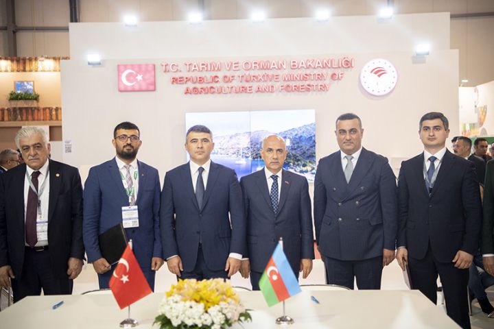 “Azərsun Holdinq” Türkiyə şirkətilə memorandum imzaladı