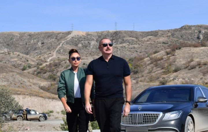 Prezident və birinci xanım Qubadlı şəhərinin Baş planı ilə tanış olublar