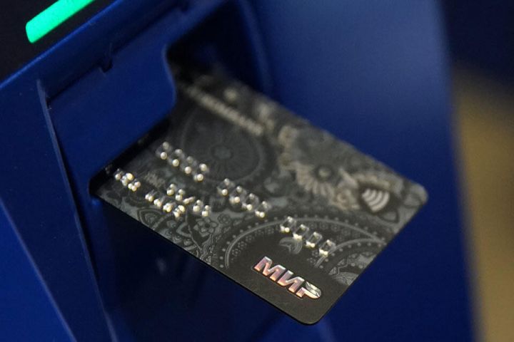 ABŞ “Mir” ödəniş sistemindən istifadə edənlərə xəbərdarlıq edib