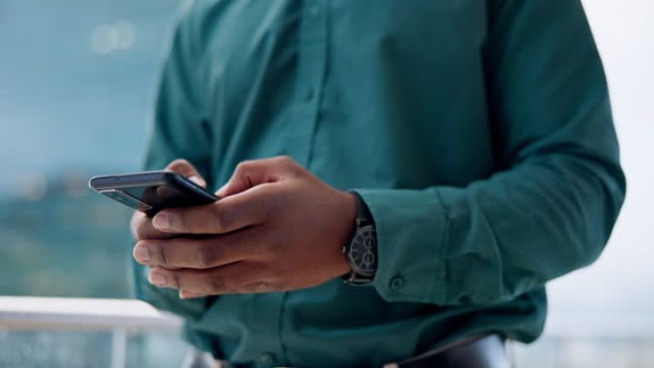 "3 milyona yaxın müştəri bizim mobil tətbiqdən aktiv istifadə edir" - BANK SƏDRİ