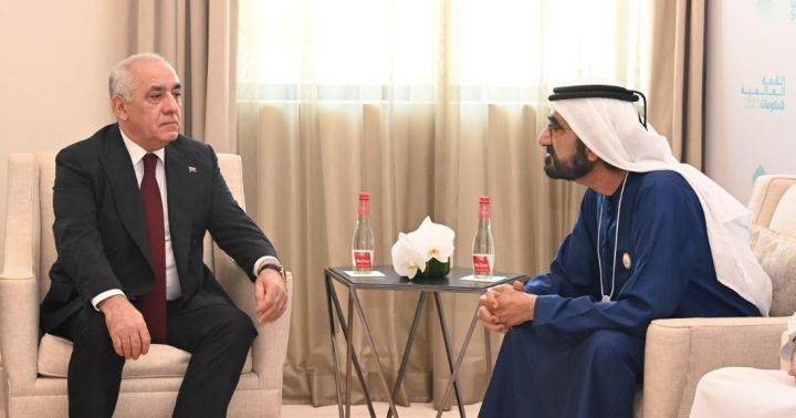 Baş nazir Əli Əsədov Dubayın Əmiri ilə görüşüb