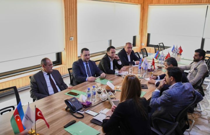 Aqrar Sığorta Fondu və "Aqrar Sığorta Müştərək Sığorta Şirkəti"nin səhmdarları görüşüb