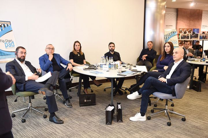 SOCAR-ın strateji rəhbərləri üçün inkişaf proqramı üzrə təlimlər keçirilib