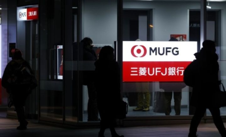 Yaponiyada banklararası köçürmə sistemində böyük problem baş verib