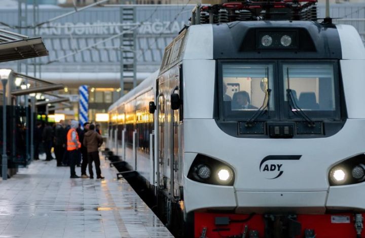 Bakı-Ağstafa-Bakı marşrutu üzrə cümə günlərinə axşam reysləri təyin edir