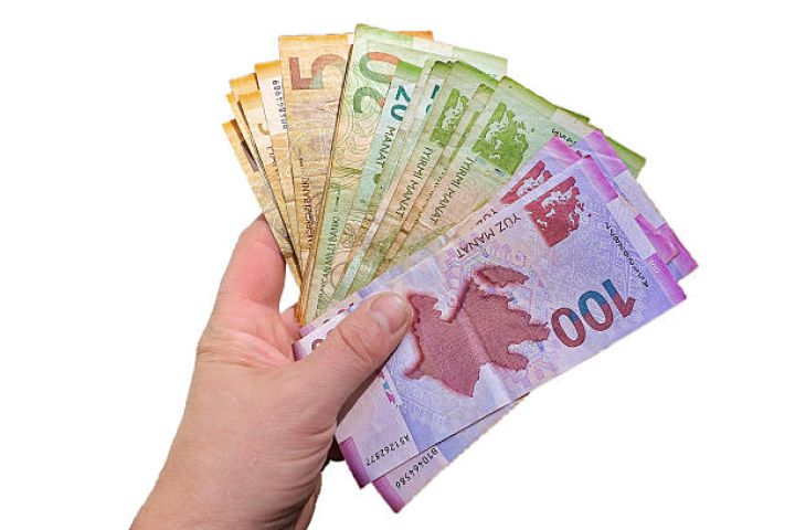 Hər nəfərə orta hesabla 1164 manat gəlir olub