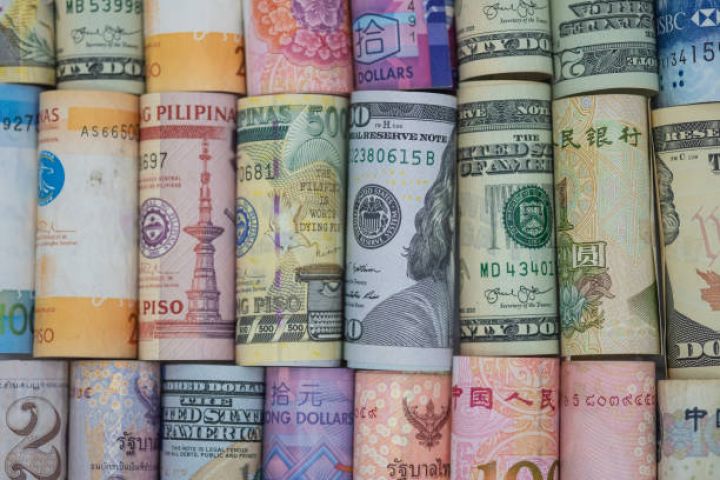 Rəsmi məzənnələr açıqlandı