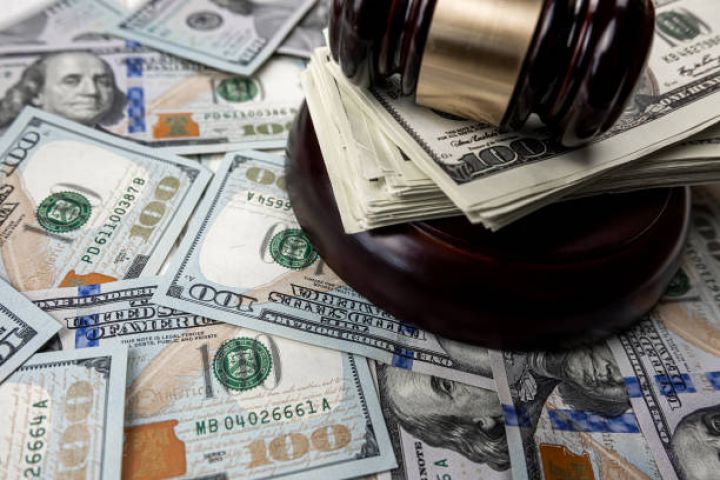 Banklara daha böyük məbləğdə dollar satıldı - VALYUTA HƏRRACI