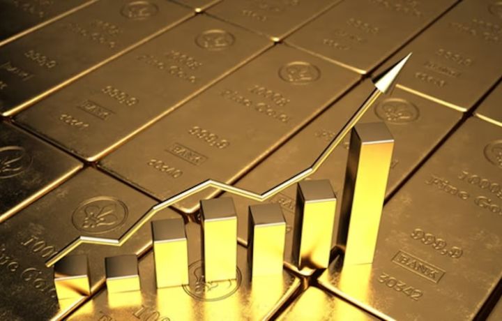 Qızılın qiyməti bu gün də rekord yeniləyib