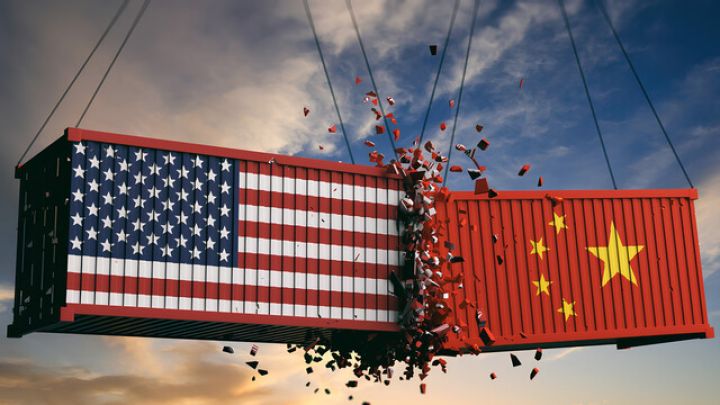 Tramp Çinə tətbiq edilən gömrük rüsumlarını 90 gün uzadıb