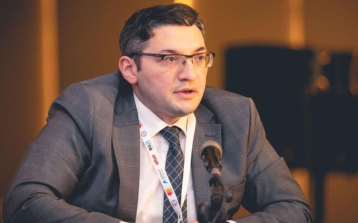 Kiçik və orta banklar rəqəmsal sahədə nəhənglərlə rəqabətə tab gətirə biləcəklər? - MÜSAHİBƏ