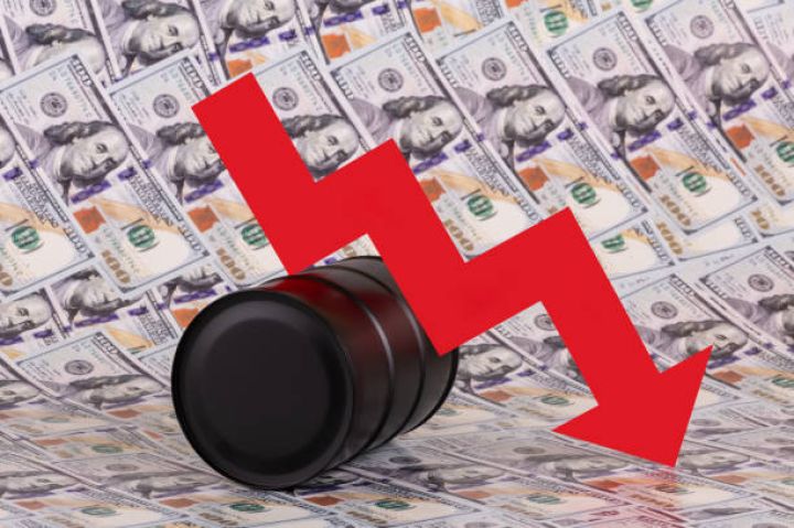 Neft qiymətləri düşür