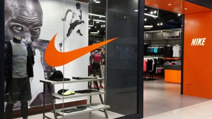 Nike yüzlərlə işçini ixtisar edir