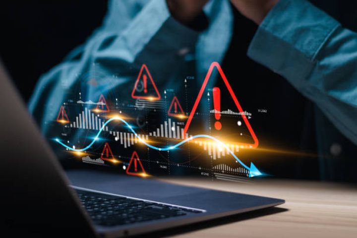 Avqustda dövlət qurumlarını hədəfləyən iki saxta domen bloklanıb