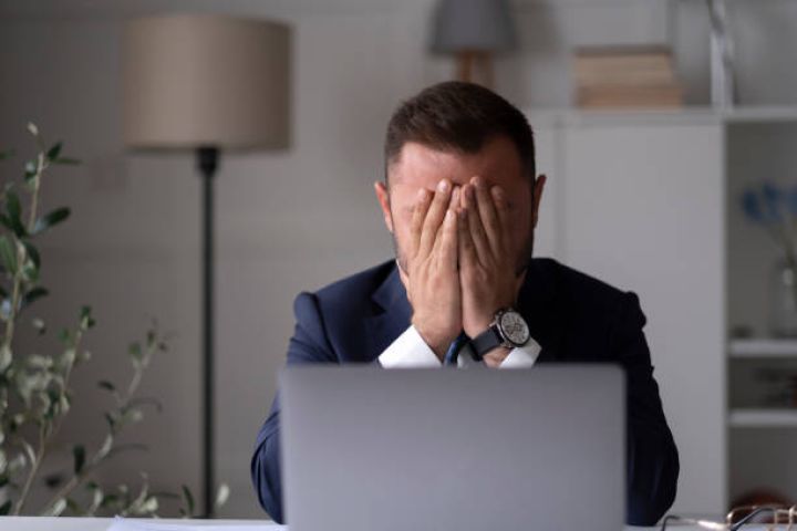 Əsas səhmdarı SOCAR olan Bankın mənfəəti 2 dəfədən çox azalıb - BU BANKDA MƏNFİ TENDENSİYA BAŞ VERİB